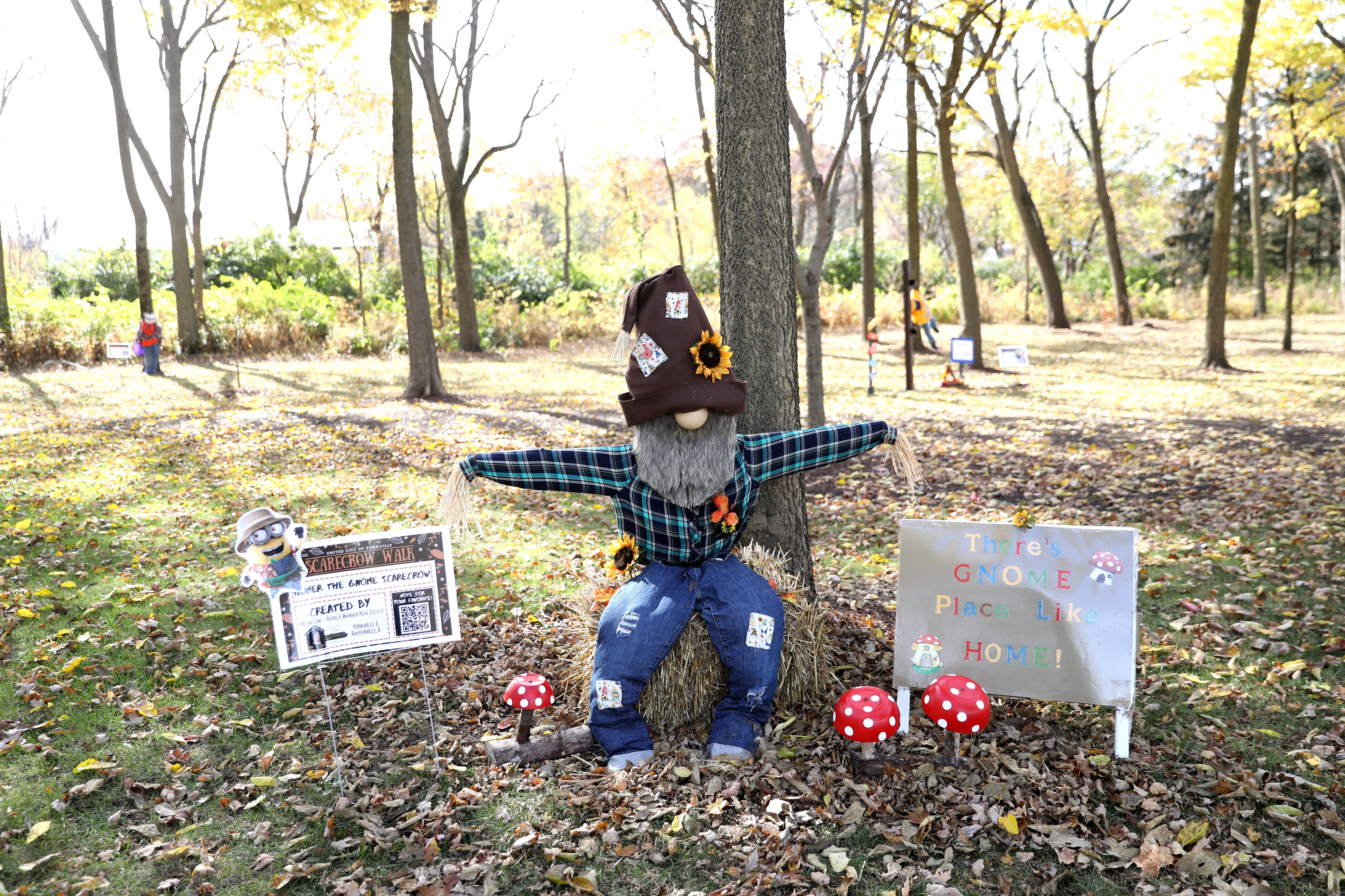 5 Things to Do: Halloween party at Suzy’s Bar & Grill, Scarecrow Walk & more this weekend in Kendall County — Oak Brook Arts news
